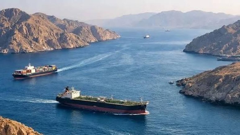 US fires on Iranian tanker near Strait of Hormuz
