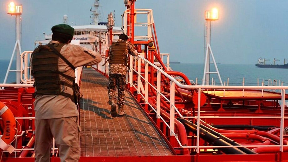 US fires on Iranian tanker near Strait of Hormuz
