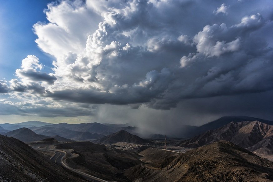 UAE Rain Forecast Tuesday showing rain clouds over eastern UAE and Hajar Mountains