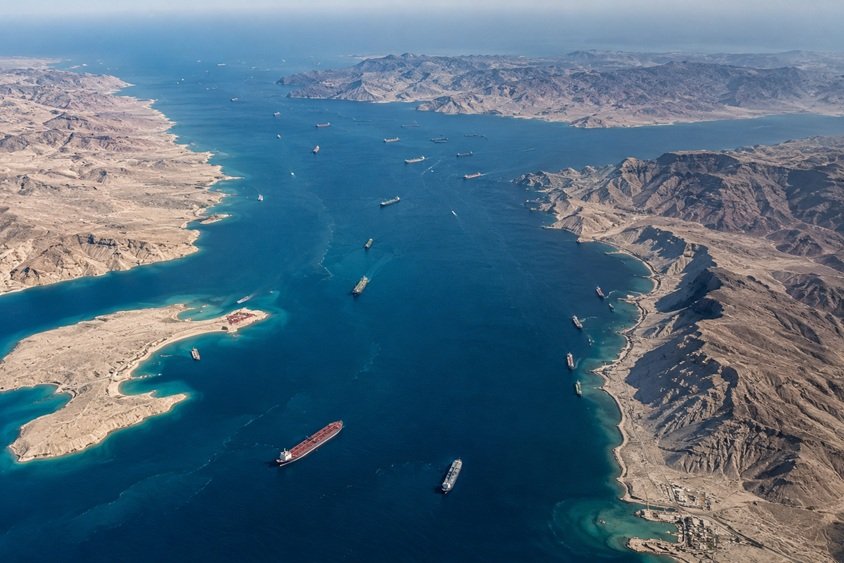 Trump Iran Hormuz tensions over the Strait of Hormuz and Iran nuclear weapons warning
